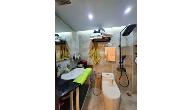BÁN NHÀ MẶT TIỀN THỤT 2 TẦNG 41M1 NGANG 4M KD ĐỈNH ĐẸP Ở NGAY SIÊU HIẾM KỲ ĐỒNG 8.8 TỶ.